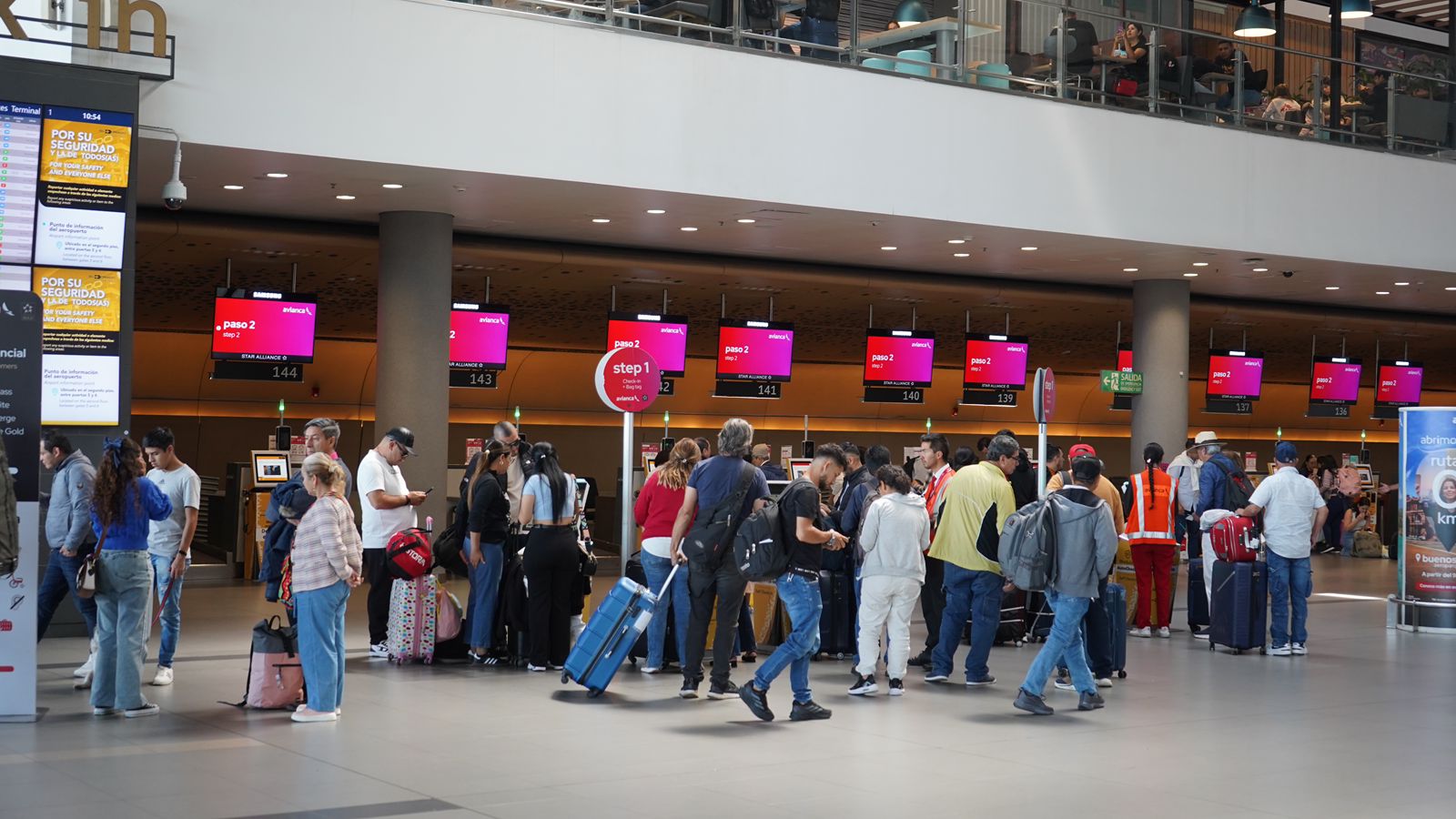 Colombia sigue creciendo en movilización aérea: 13.803.000 pasajeros se transportaron por los aeropuertos durante el primer trimestre de 2025